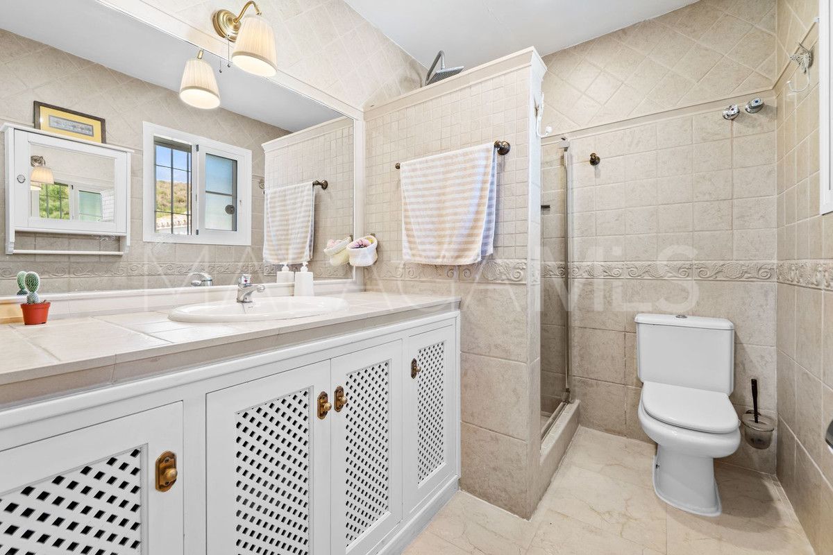 Villa for sale in Mijas