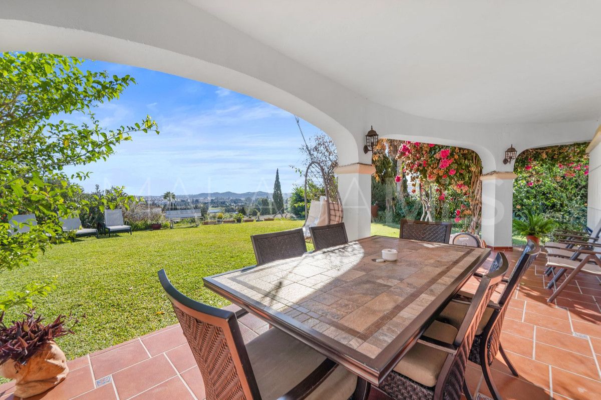 Villa for sale in Mijas