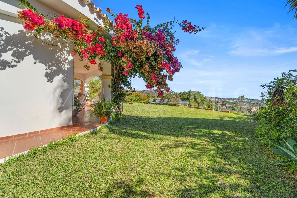 Villa for sale in Mijas
