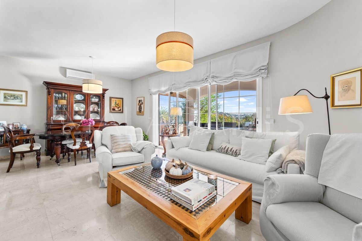 Villa for sale in Mijas