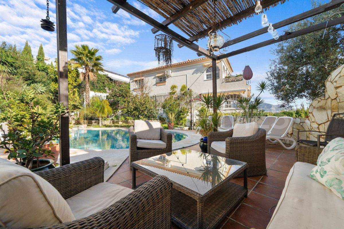 4 bedrooms villa for sale in Mijas