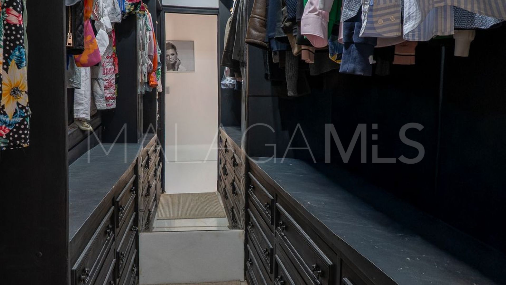 Villa for sale in Mijas