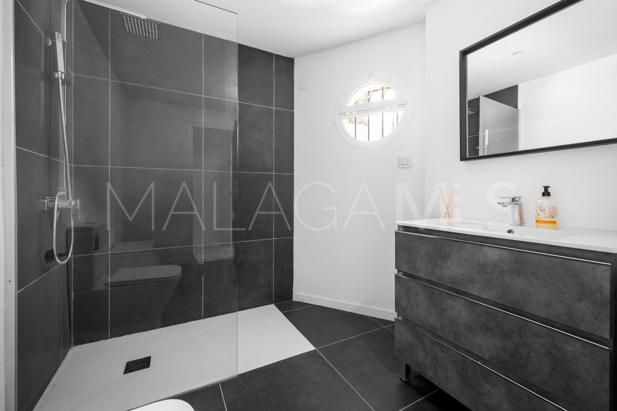 Villa for sale in Mijas