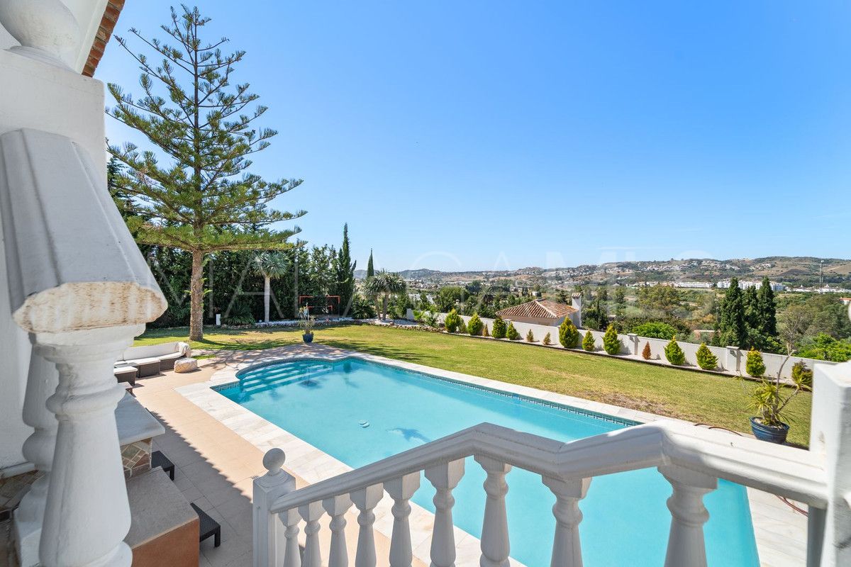 Villa for sale in Mijas