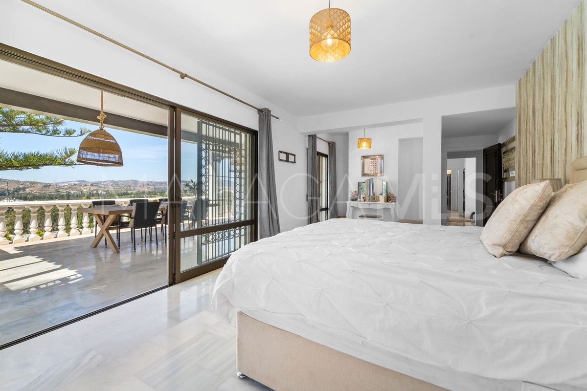 Villa for sale in Mijas