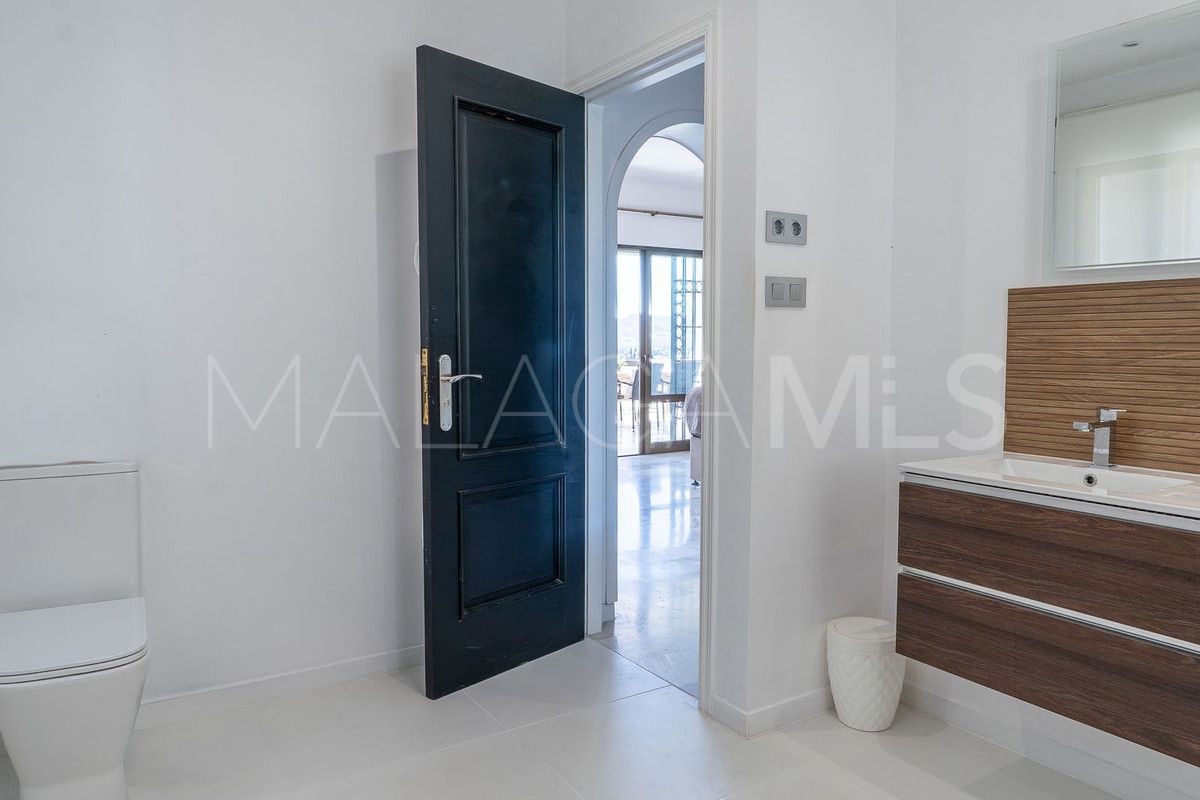 Villa for sale in Mijas