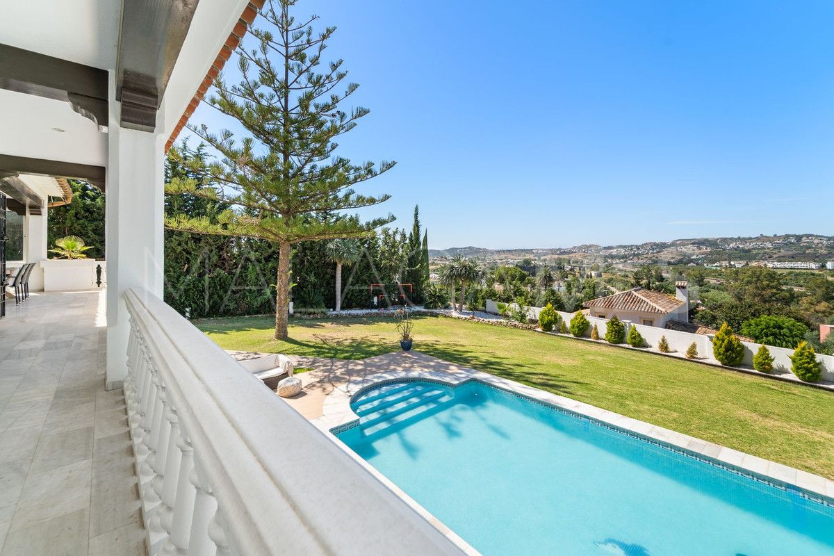 Villa for sale in Mijas