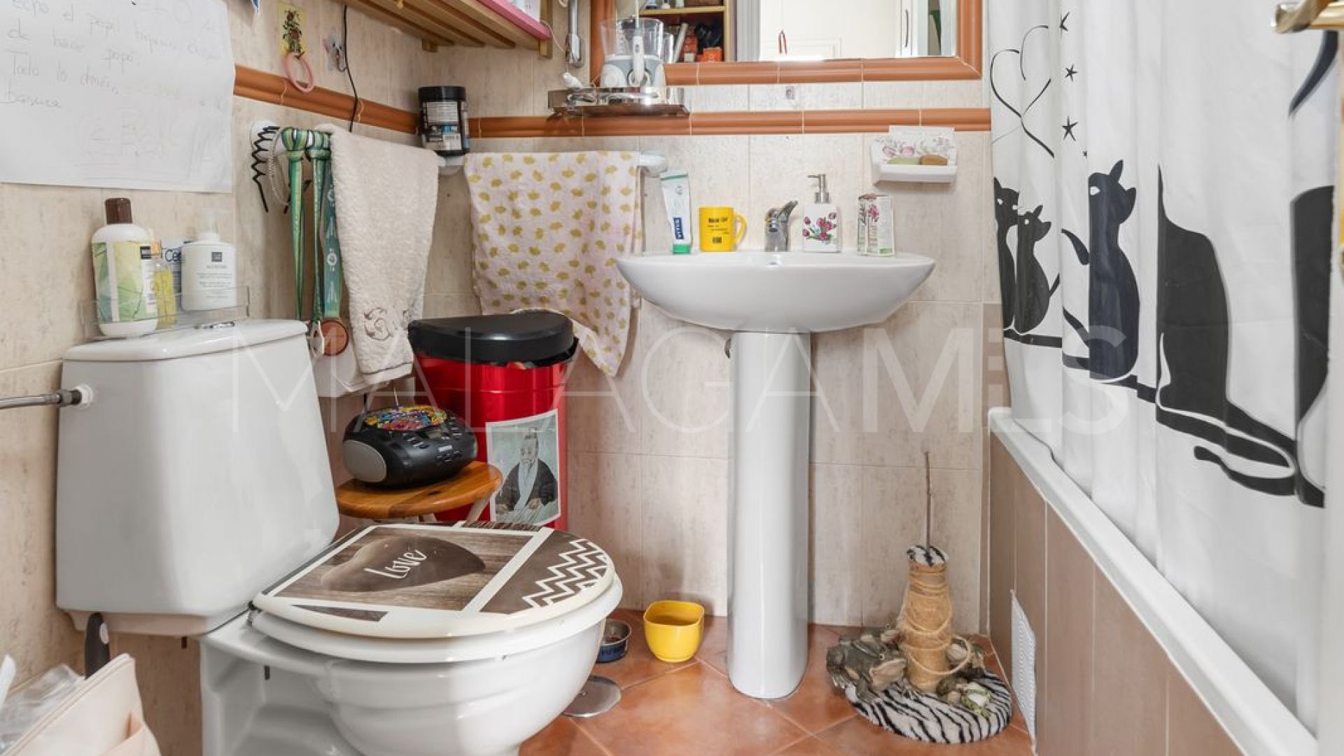 Apartamento a la venta in Malaga with 5 bedrooms