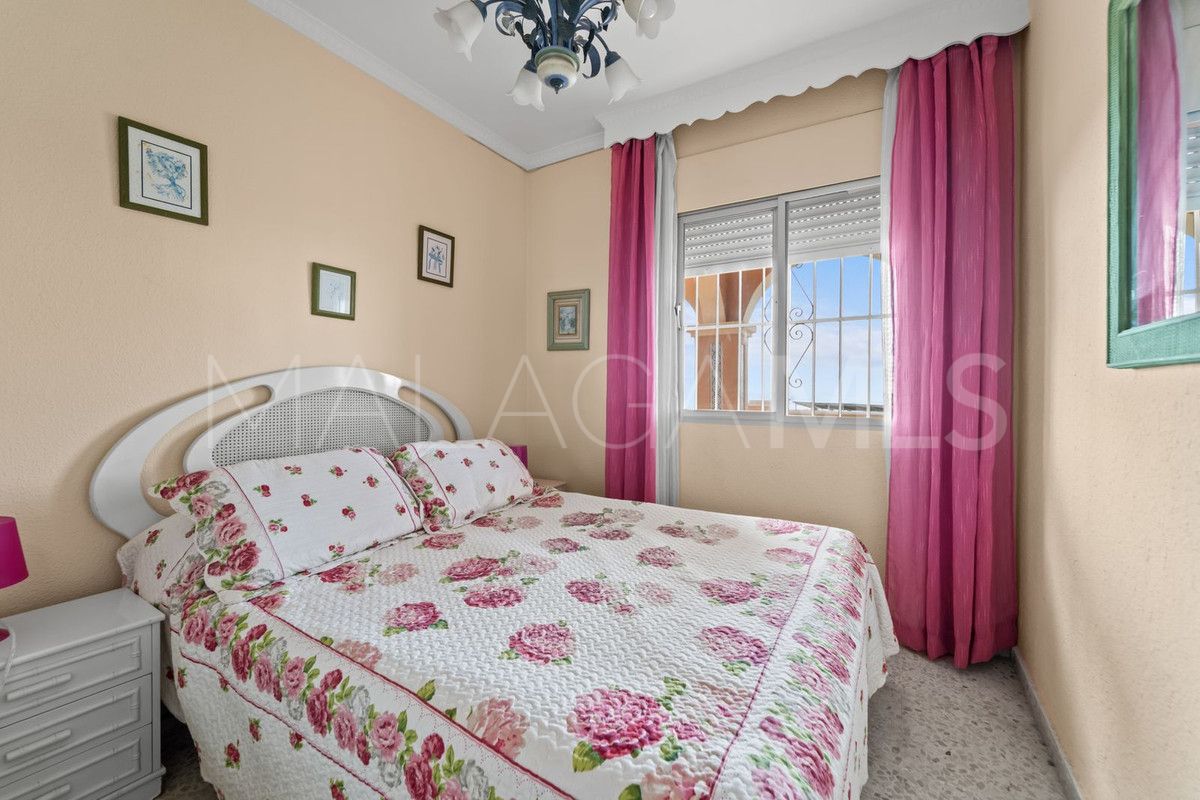 Villa for sale in Benalmadena