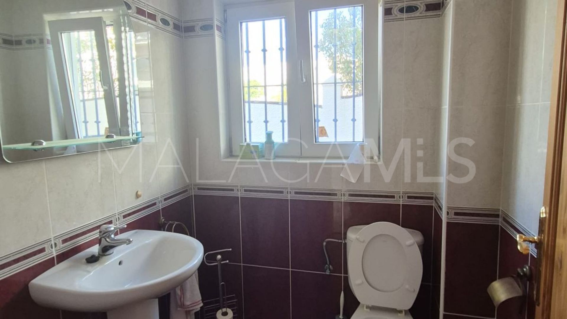 Villa for sale in Fuengirola