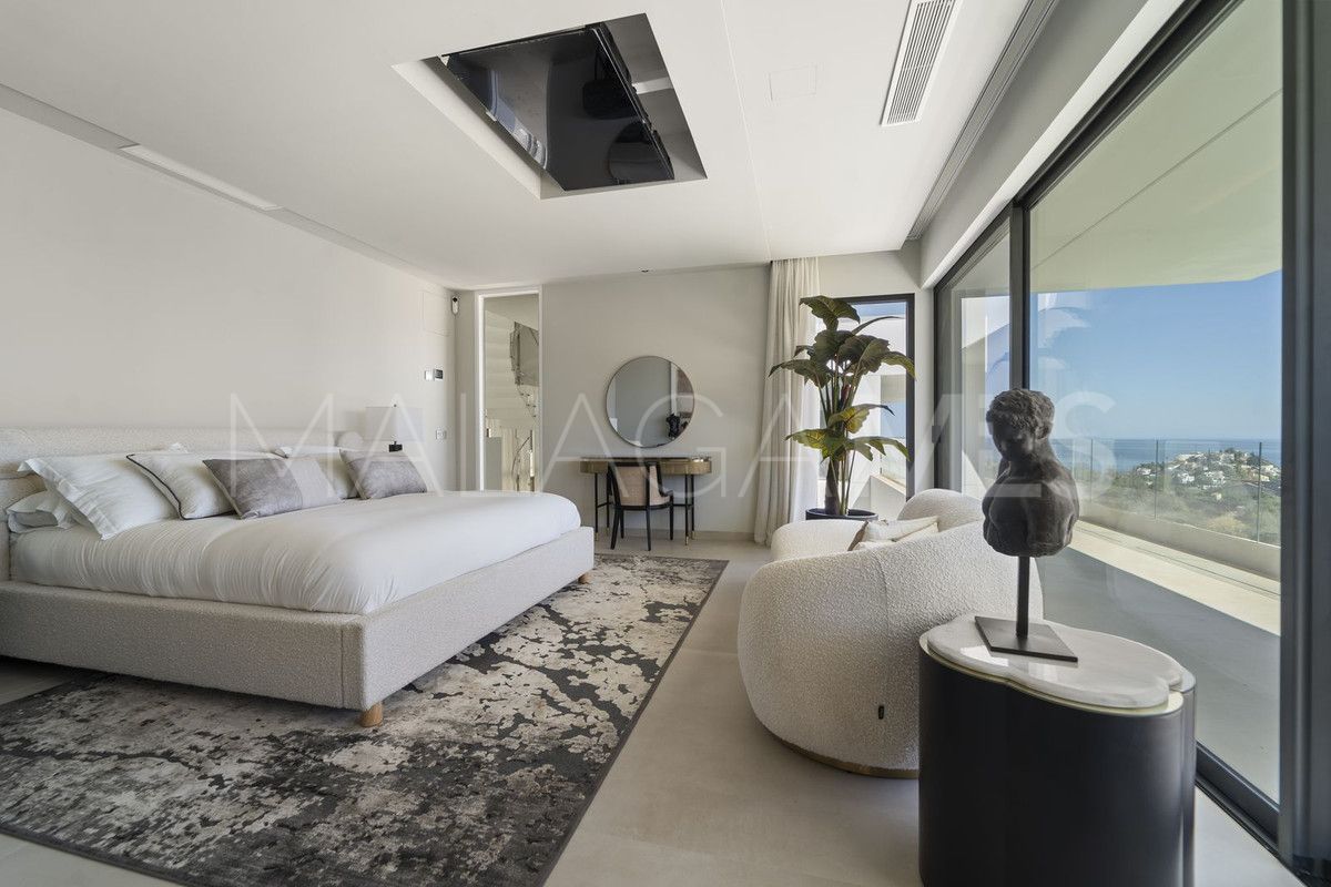 Villa with 7 bedrooms for sale in Benalmadena