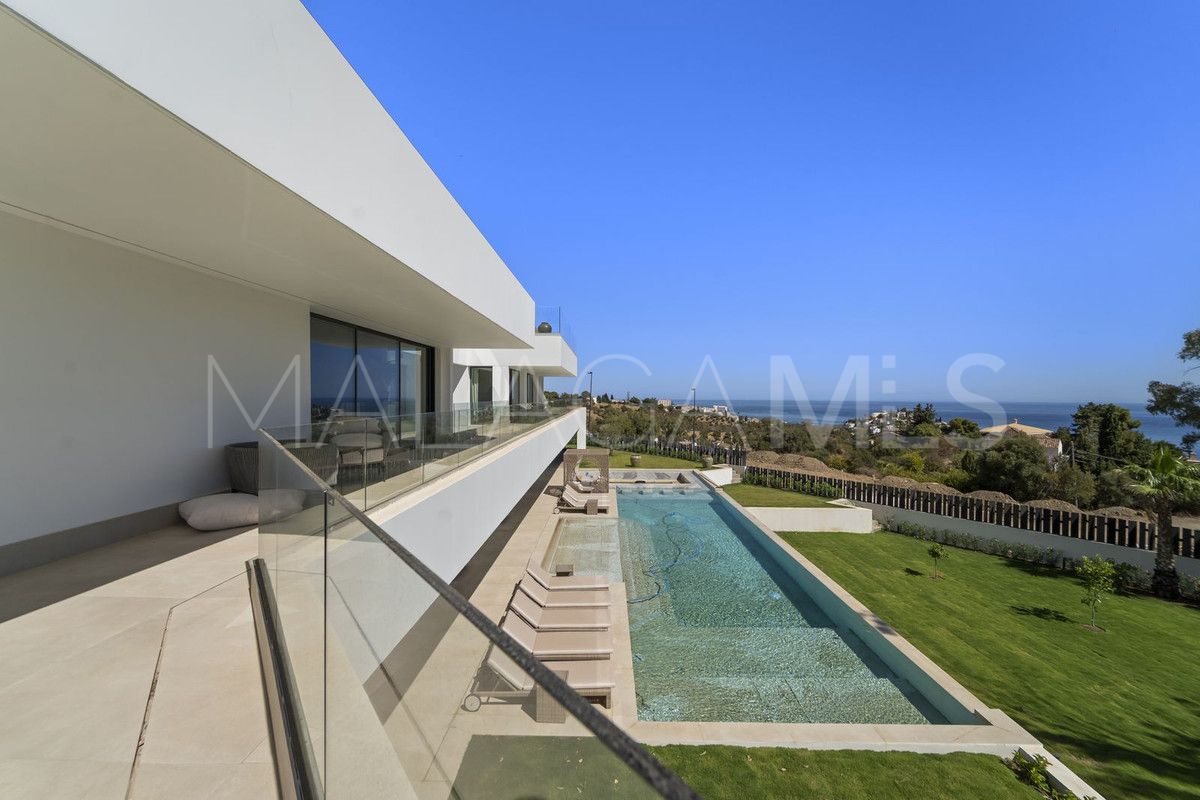 Villa with 7 bedrooms for sale in Benalmadena