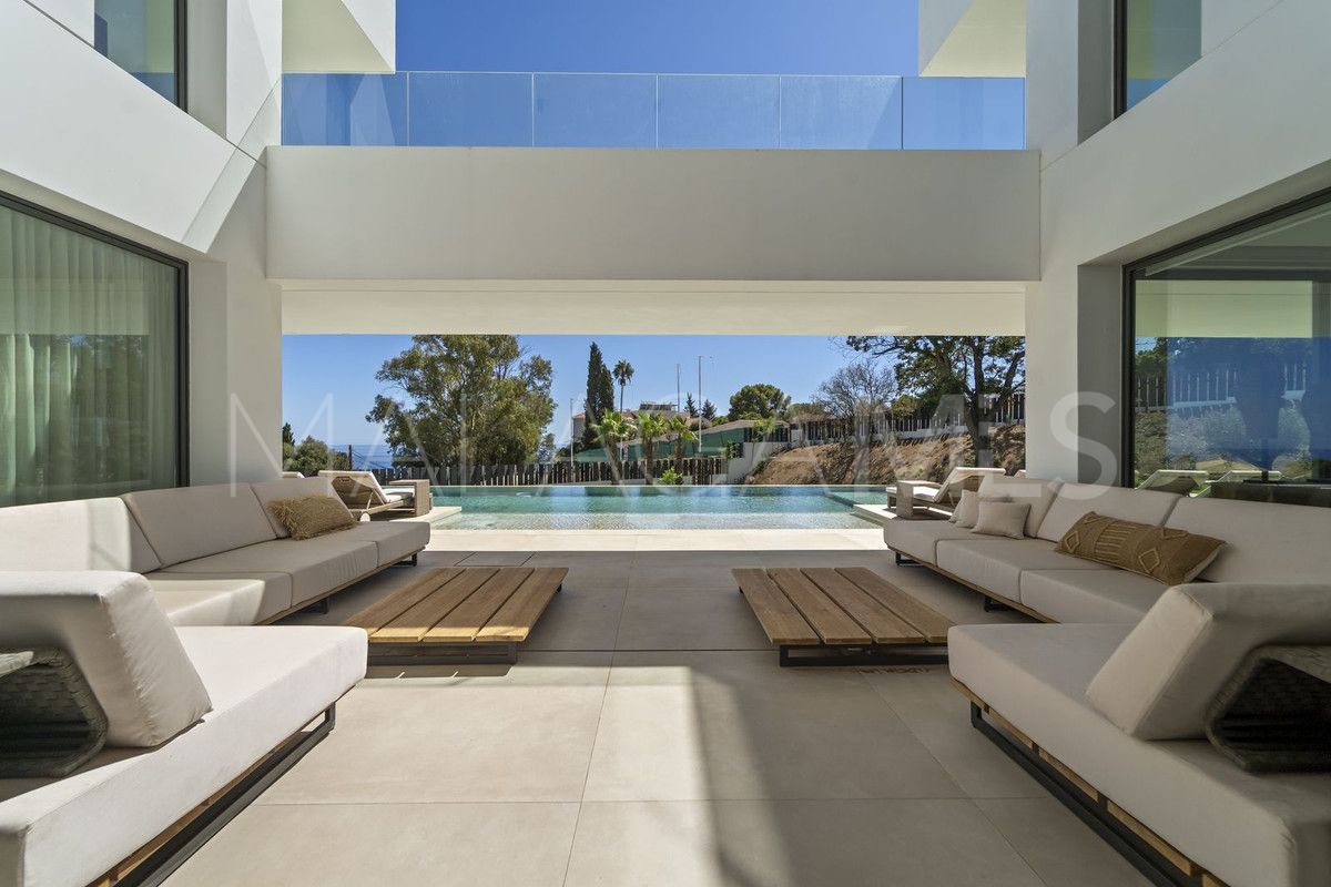 Villa with 7 bedrooms for sale in Benalmadena