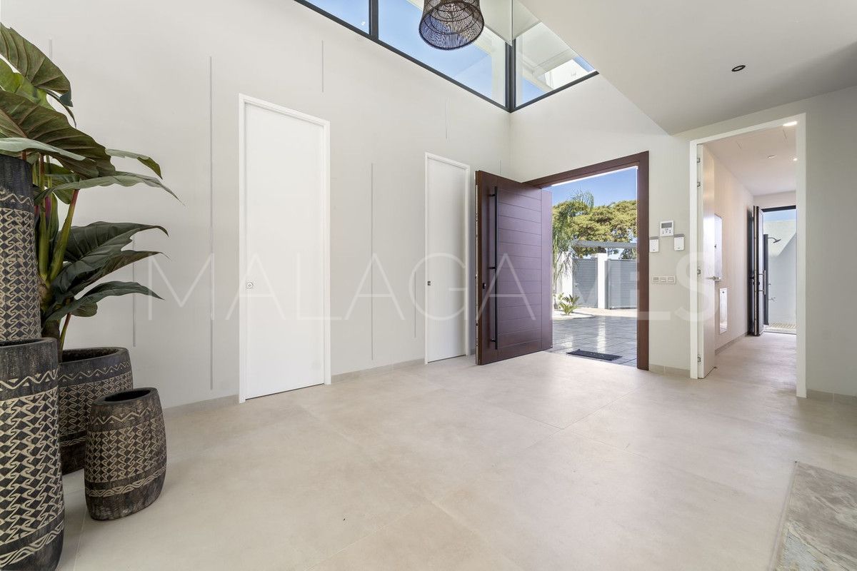 Villa with 7 bedrooms for sale in Benalmadena