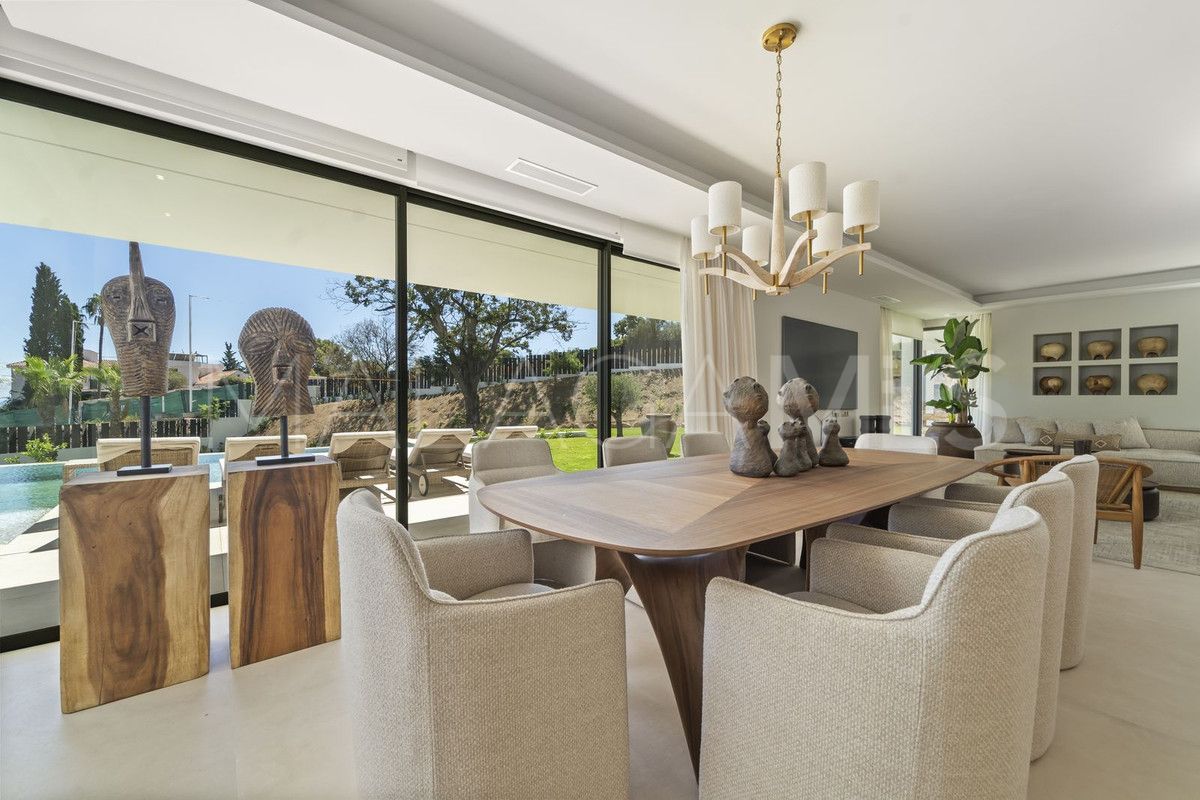 Villa with 7 bedrooms for sale in Benalmadena