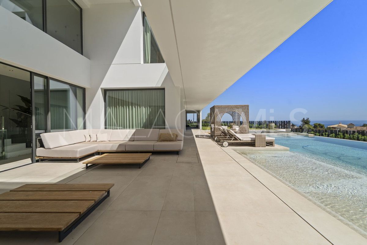 Villa with 7 bedrooms for sale in Benalmadena