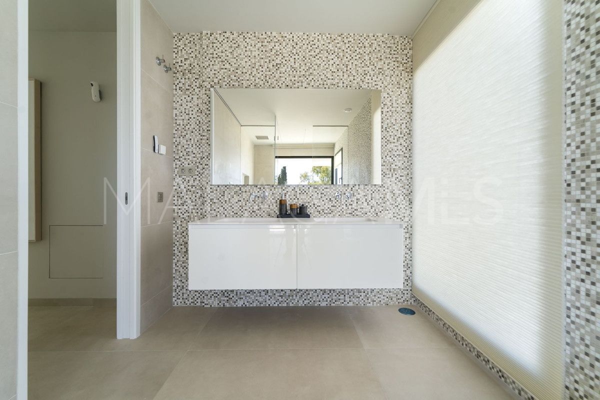 Villa with 7 bedrooms for sale in Benalmadena