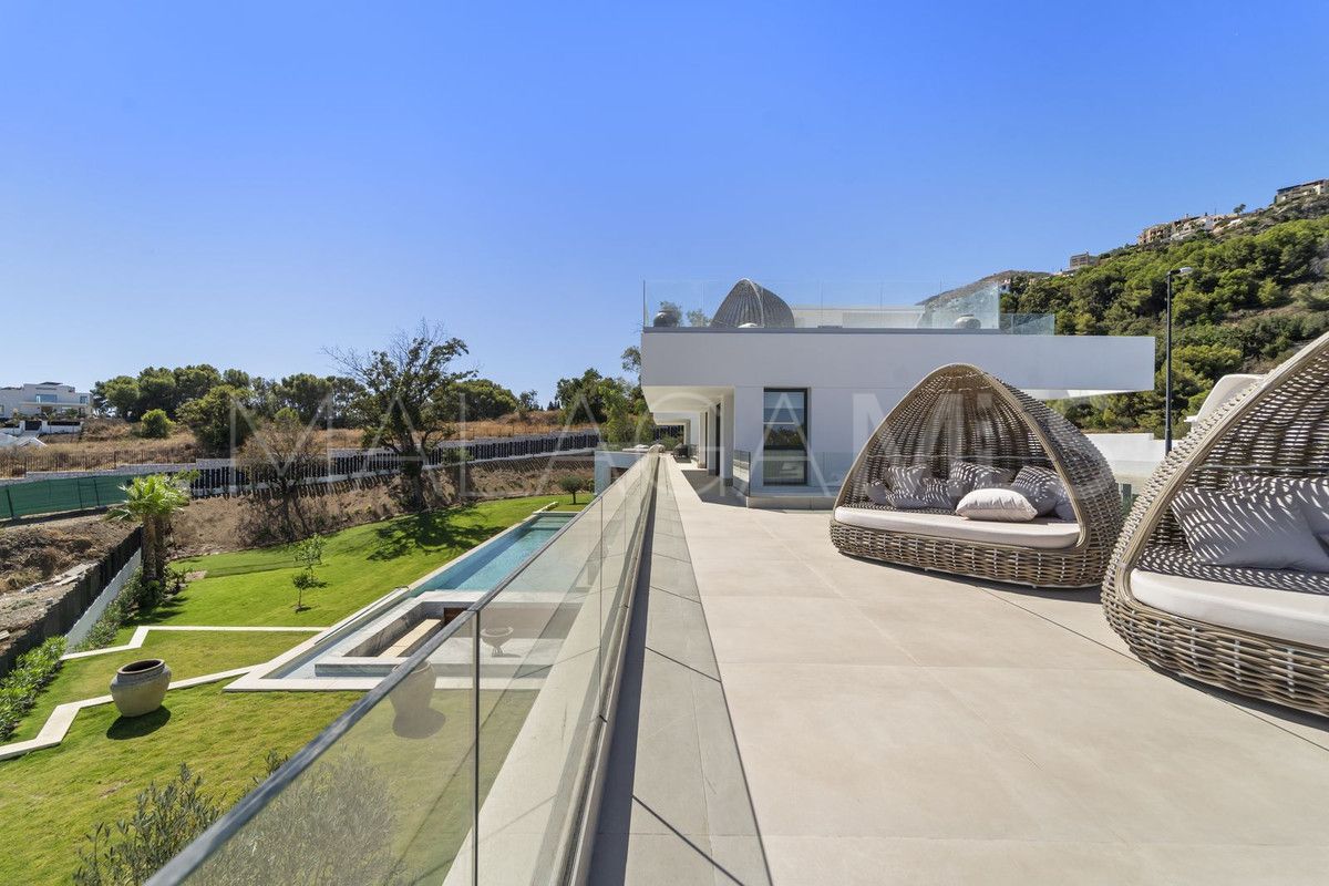 Villa with 7 bedrooms for sale in Benalmadena