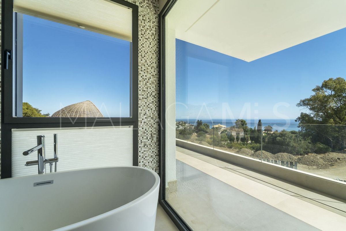 Villa with 7 bedrooms for sale in Benalmadena