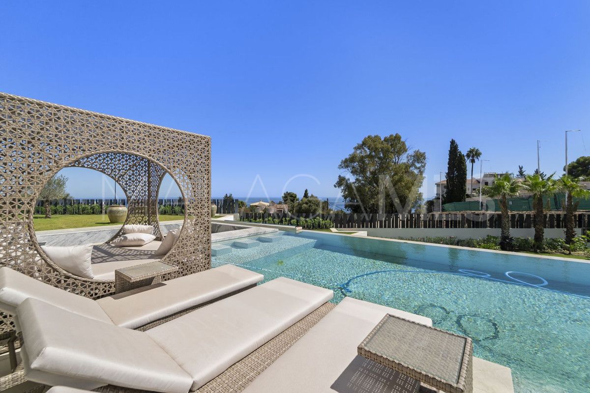 Villa with 7 bedrooms for sale in Benalmadena