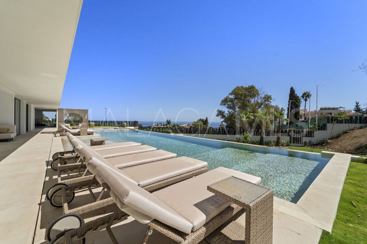 Villa with 7 bedrooms for sale in Benalmadena