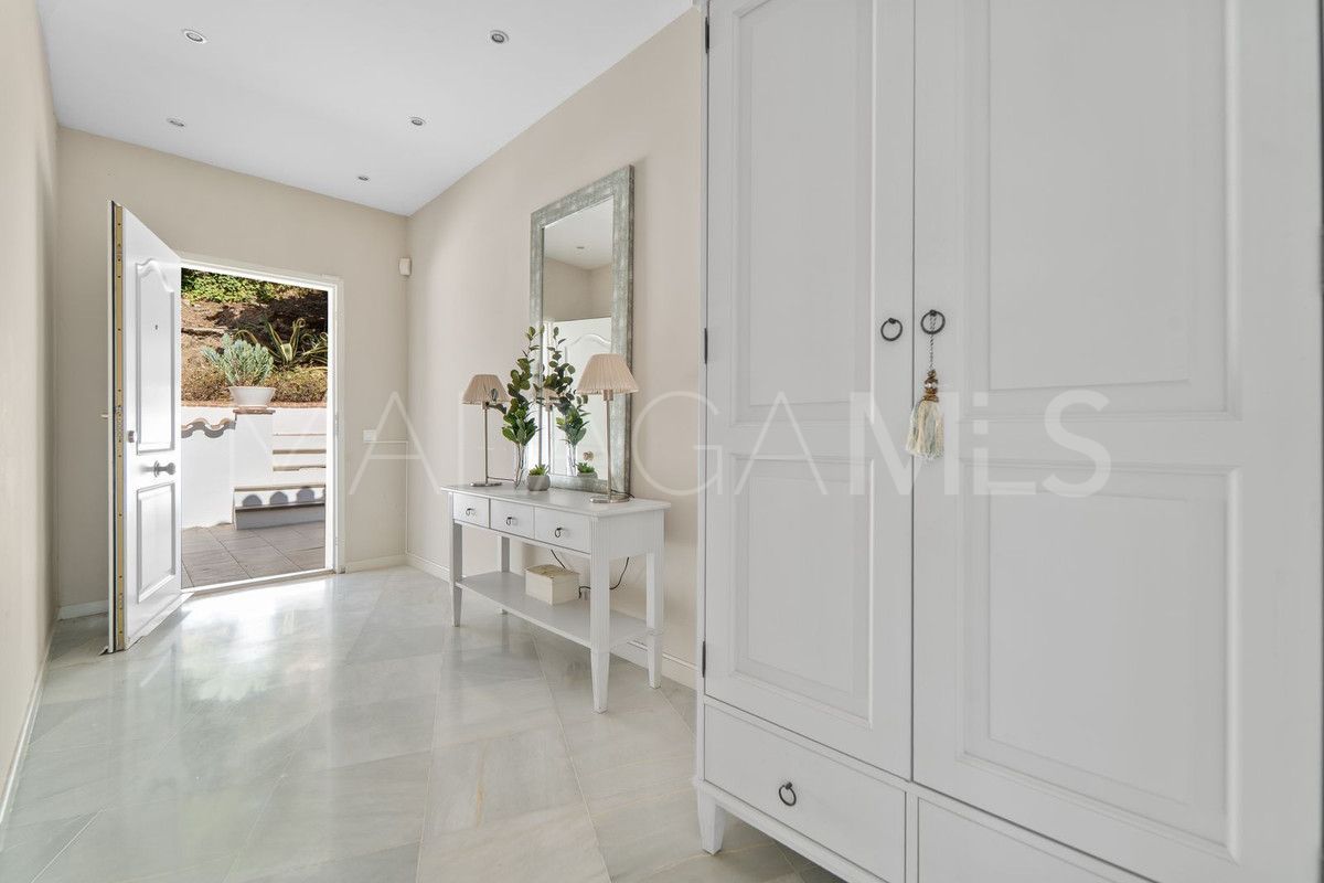 Villa for sale in Sierrezuela