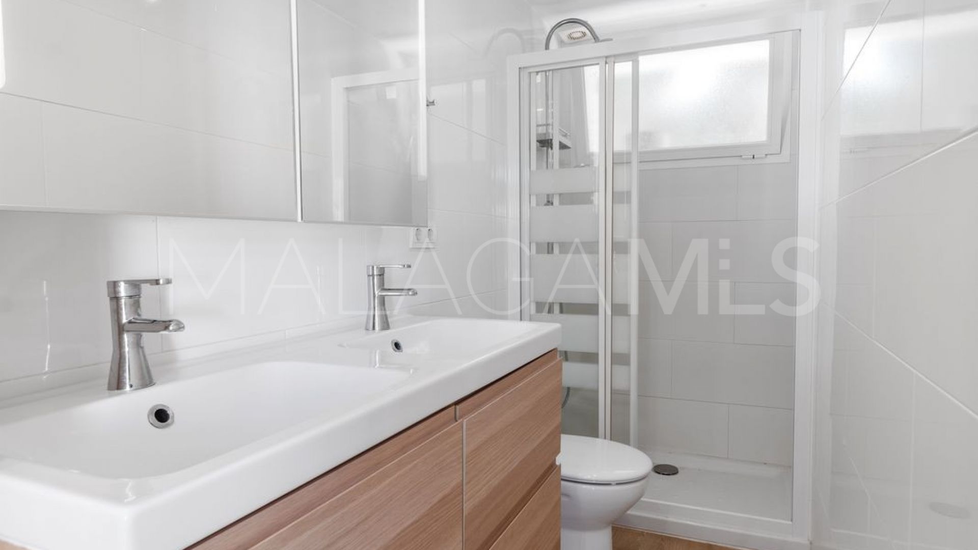 Villa for sale in Sierrezuela