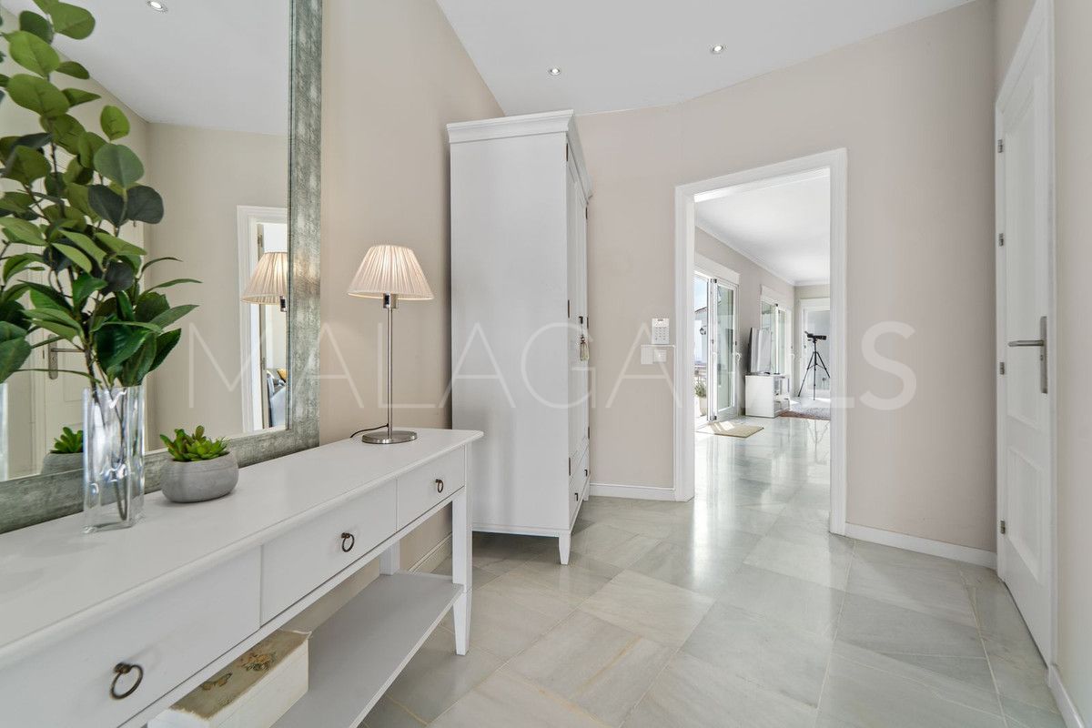 Villa for sale in Sierrezuela