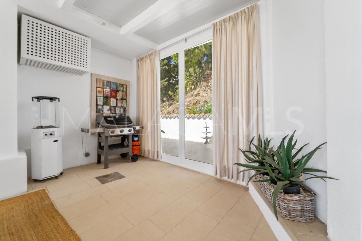 Villa for sale in Sierrezuela