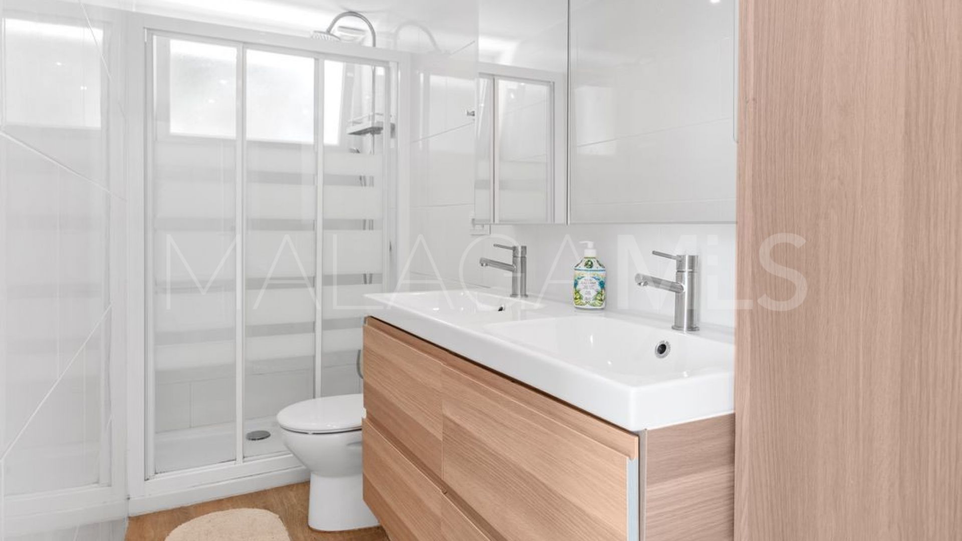 Villa for sale in Sierrezuela