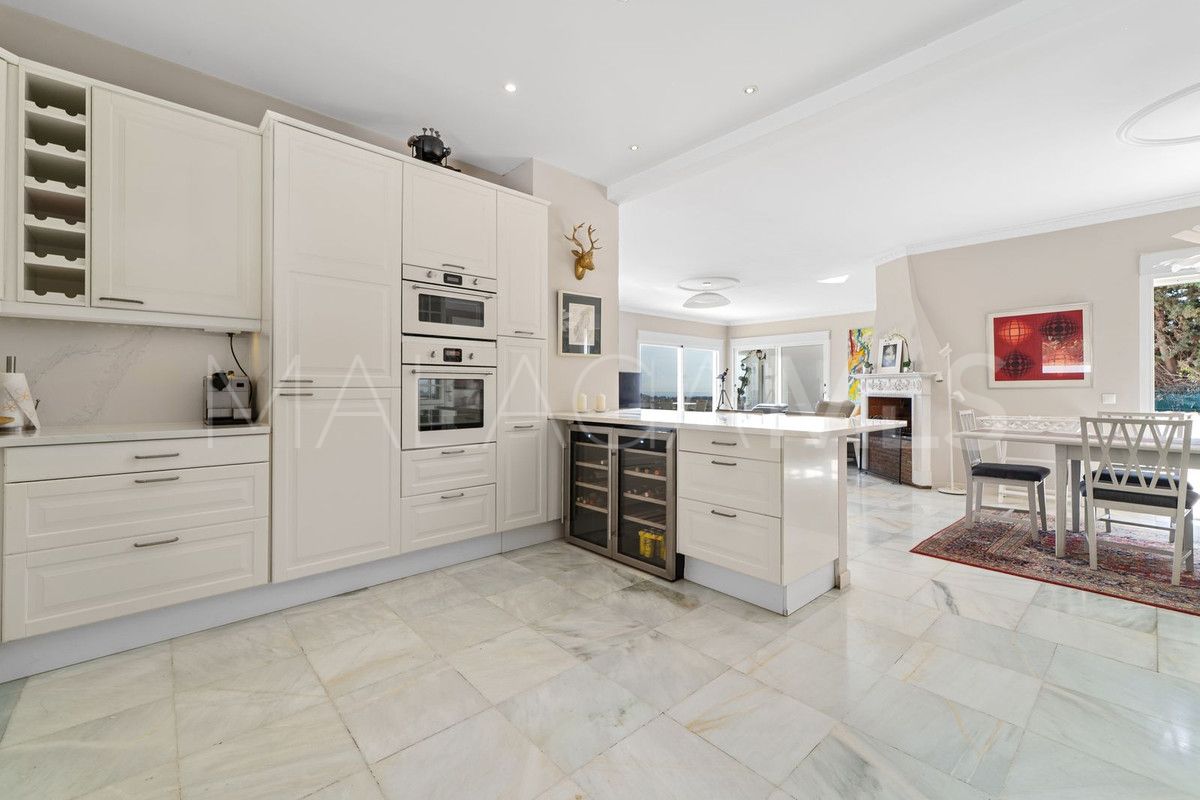 Villa for sale in Sierrezuela