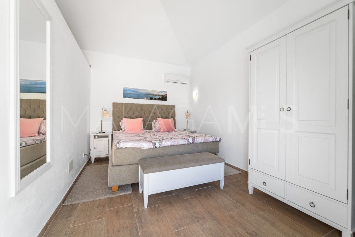 Villa for sale in Sierrezuela