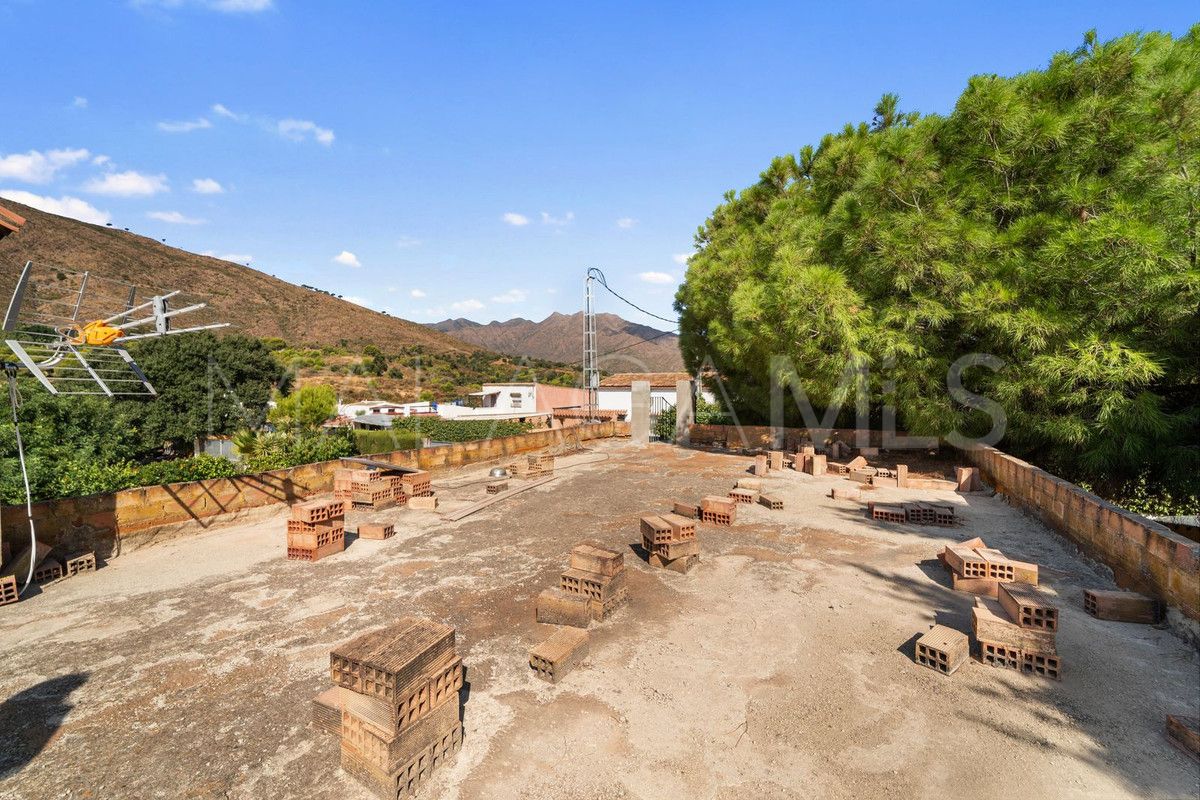 Villa for sale in Mijas