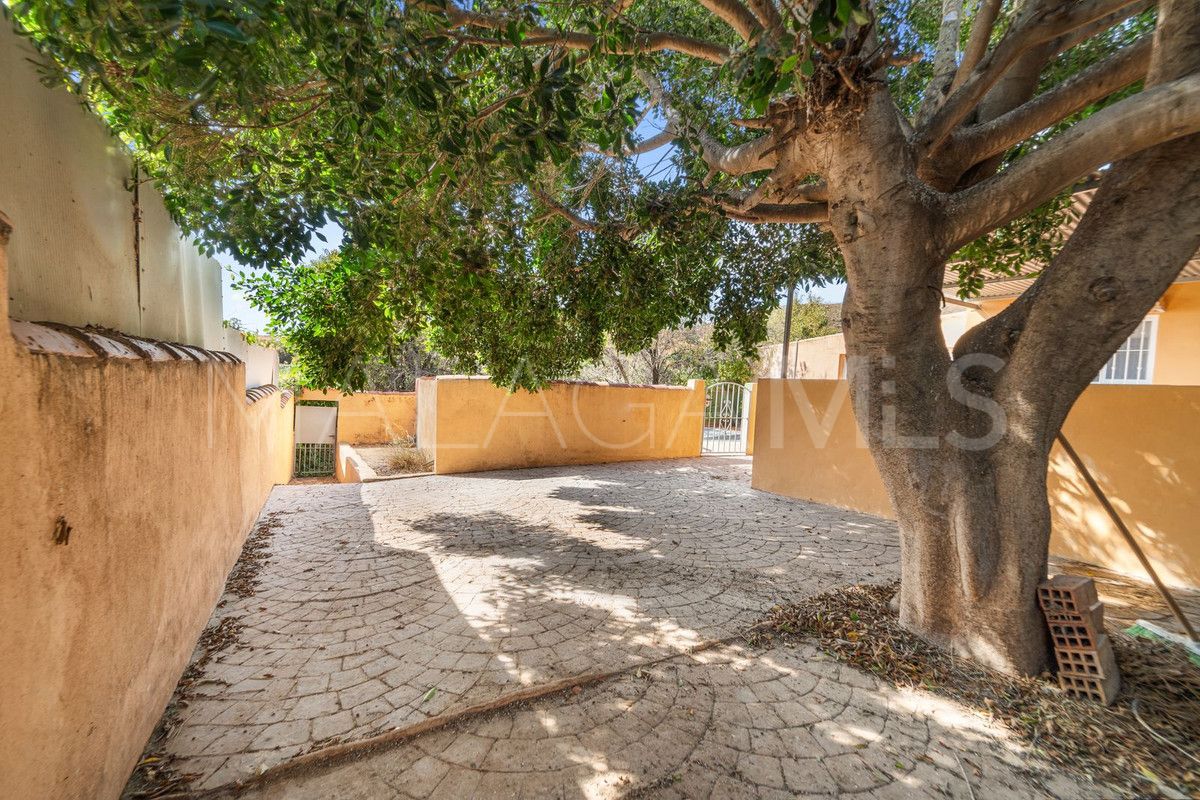 Villa for sale in Mijas