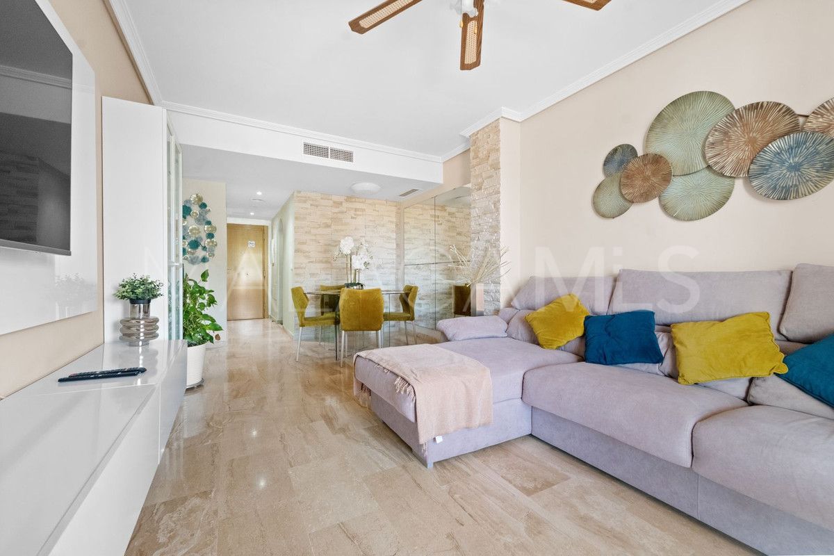 For sale apartment with 2 bedrooms in Benalmadena