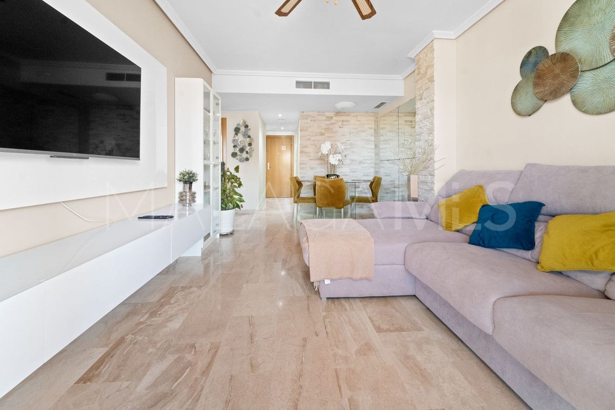 For sale apartment with 2 bedrooms in Benalmadena