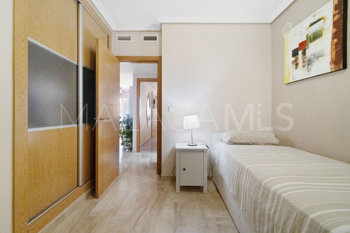 For sale apartment with 2 bedrooms in Benalmadena