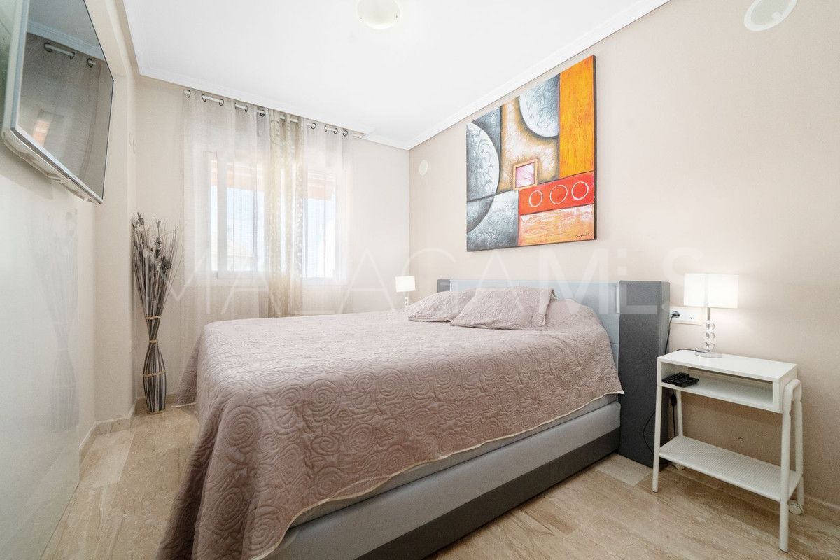 For sale apartment with 2 bedrooms in Benalmadena