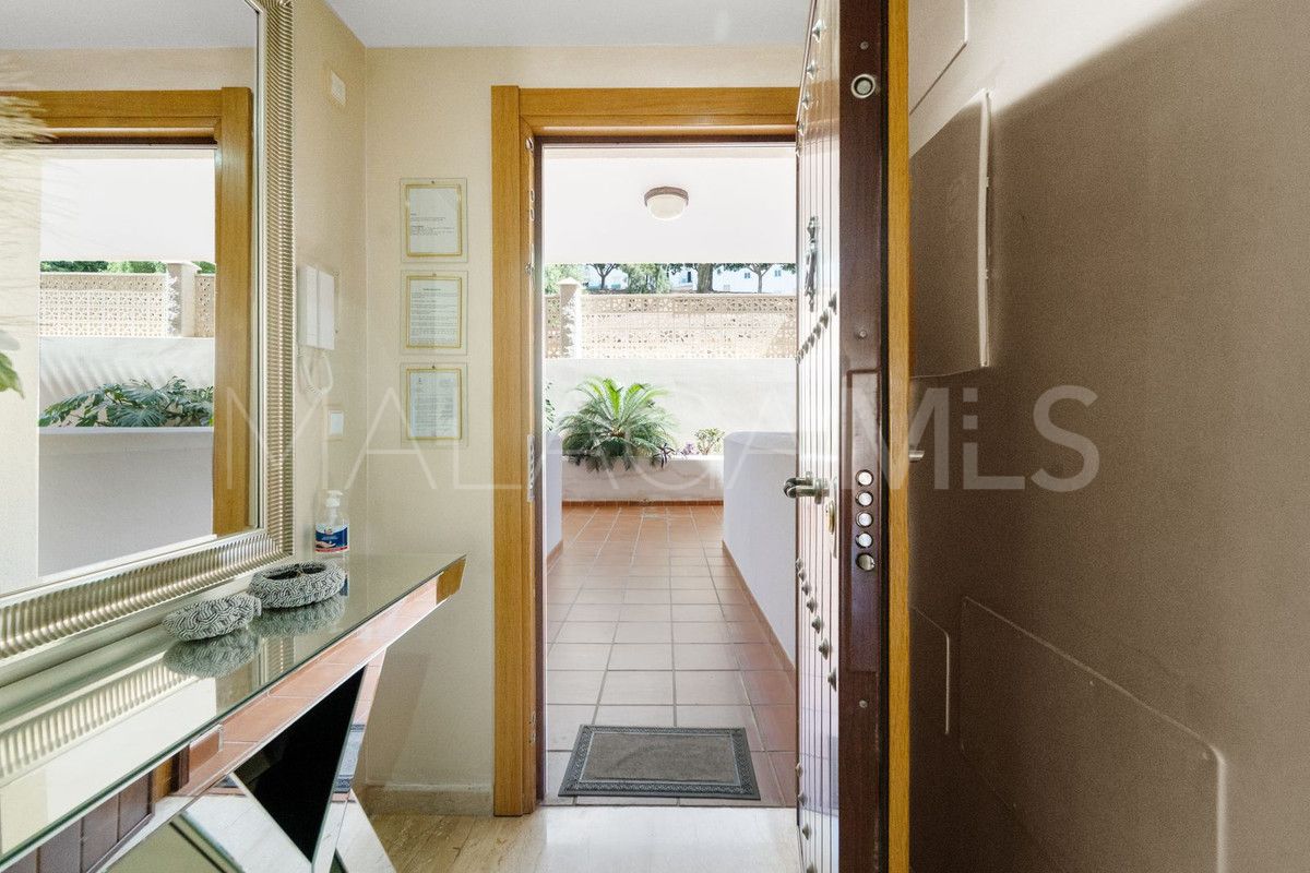 For sale apartment with 2 bedrooms in Benalmadena