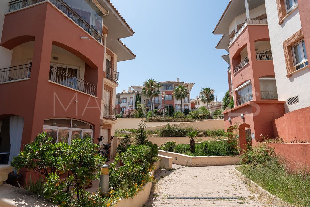 Buy Ático with 3 bedrooms in Benalmadena