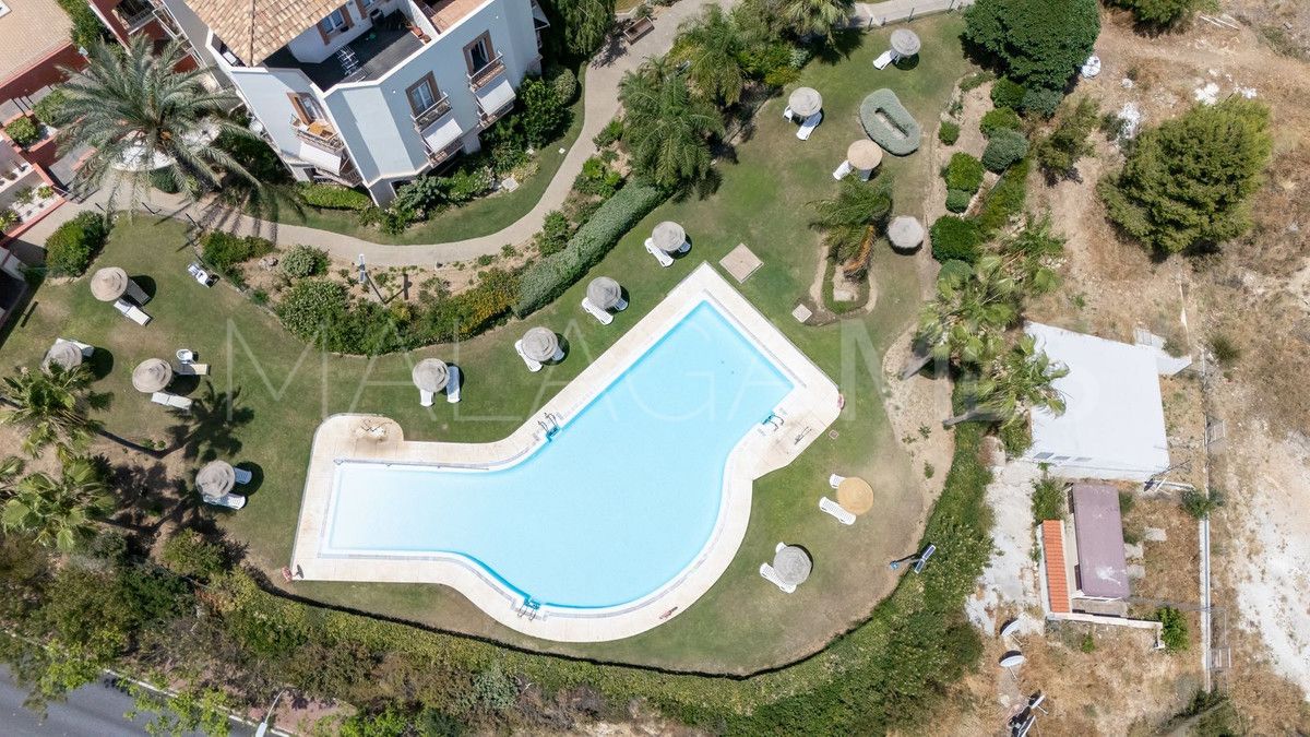 Buy Ático with 3 bedrooms in Benalmadena