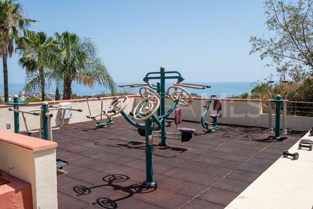 Buy Ático with 3 bedrooms in Benalmadena