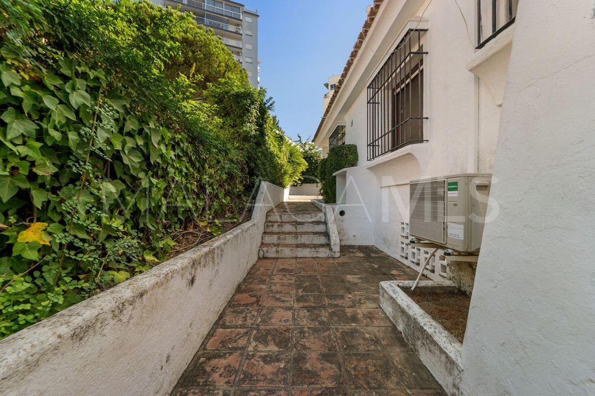 Se vende villa de 5 bedrooms in Fuengirola