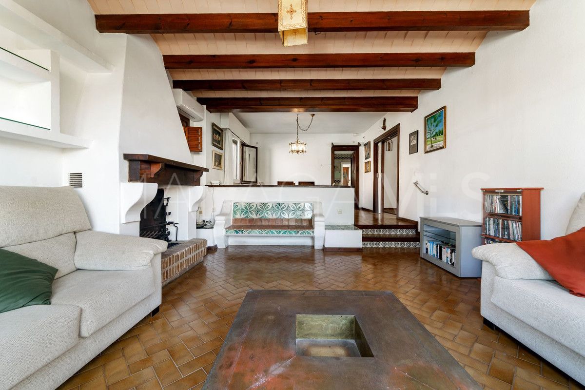 Se vende villa de 5 bedrooms in Fuengirola