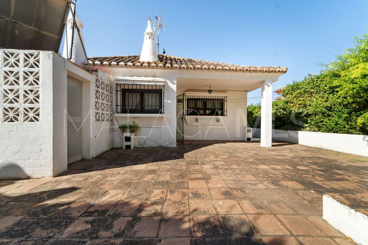 Se vende villa de 5 bedrooms in Fuengirola