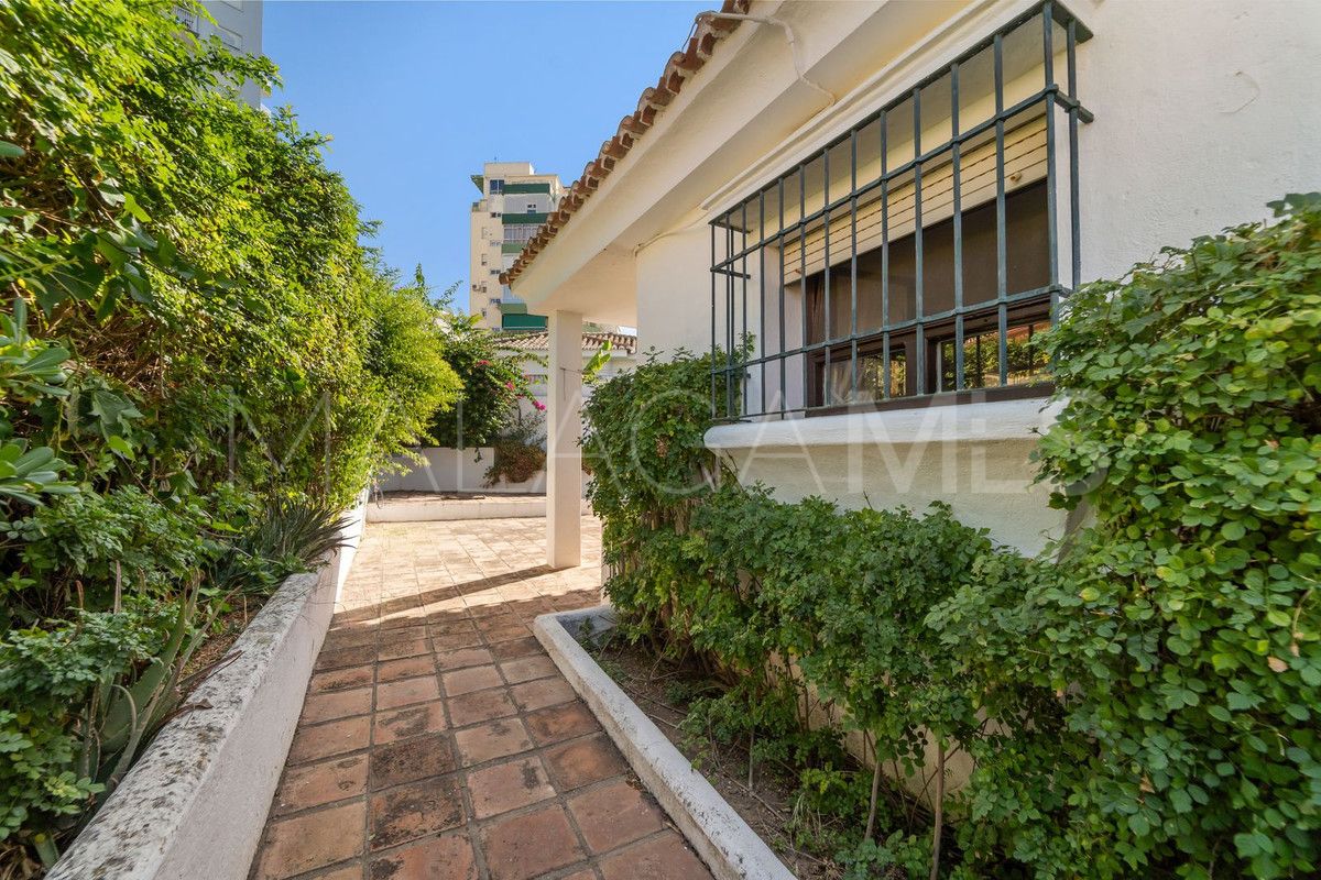 Se vende villa de 5 bedrooms in Fuengirola