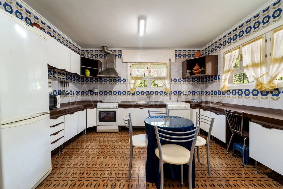 Se vende villa de 5 bedrooms in Fuengirola