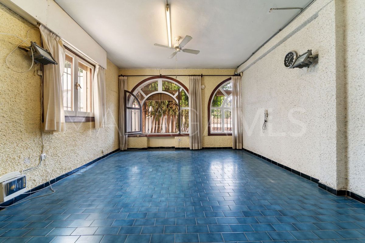 Se vende villa de 5 bedrooms in Fuengirola