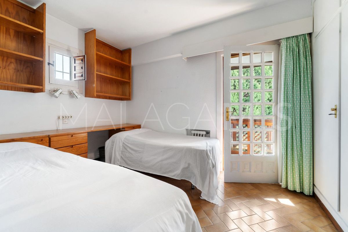 Se vende villa de 5 bedrooms in Fuengirola