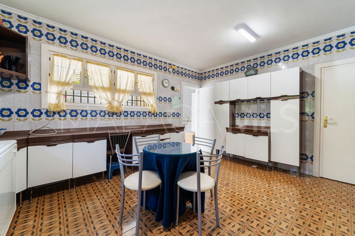 Se vende villa de 5 bedrooms in Fuengirola